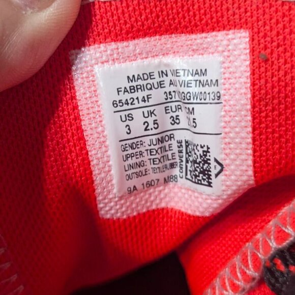 NWOT Converse Shoe Chuck Taylor All Star Reflective Hi Top - 654214F -Youth SZ 3 - Picture 3 of 3